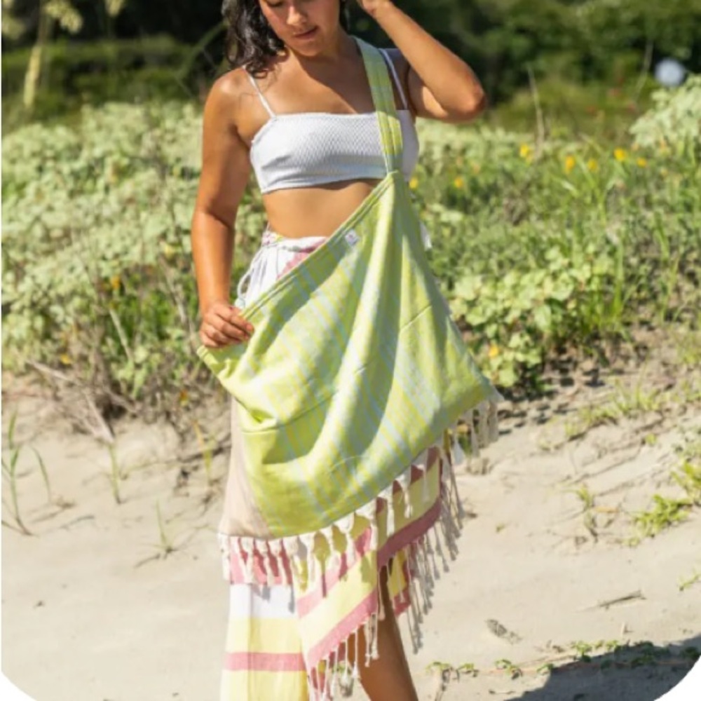 New: Beachables 3 and 1 Turkish Cotton Beach Bag and Blanket